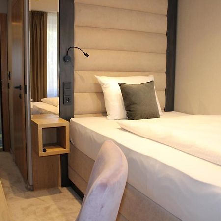 Hotel Reutlinger Hof Reutlingen Ngoại thất bức ảnh