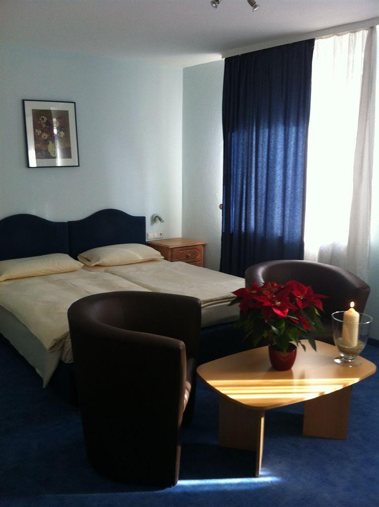 Hotel Reutlinger Hof Reutlingen Ngoại thất bức ảnh