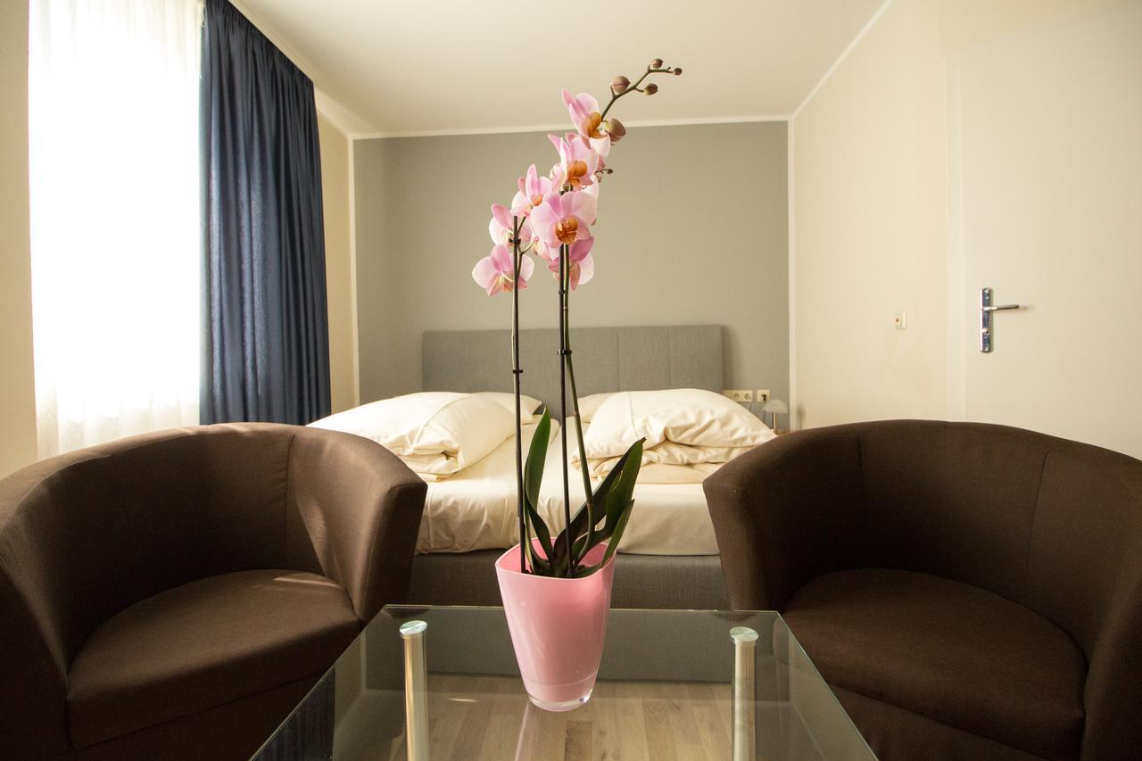 Hotel Reutlinger Hof Reutlingen Ngoại thất bức ảnh