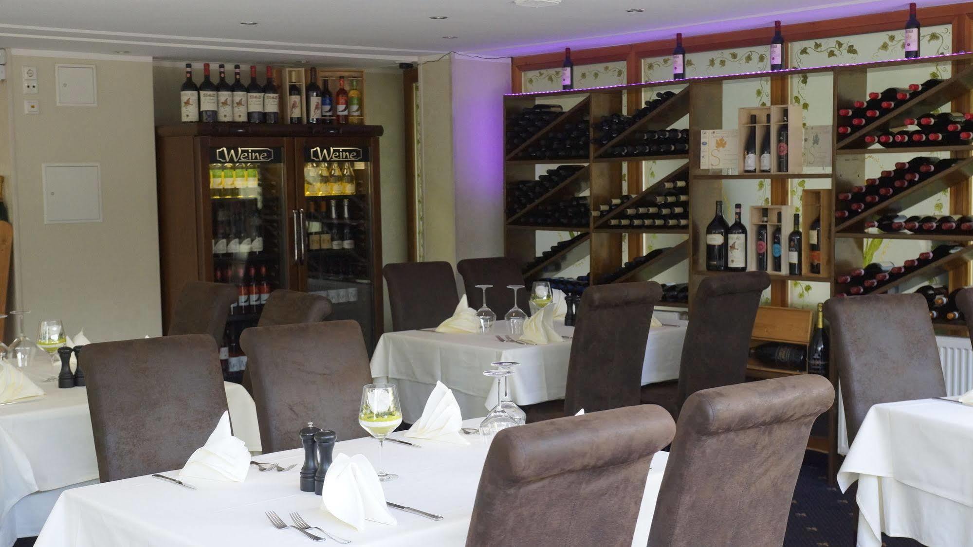Hotel Reutlinger Hof Reutlingen Ngoại thất bức ảnh