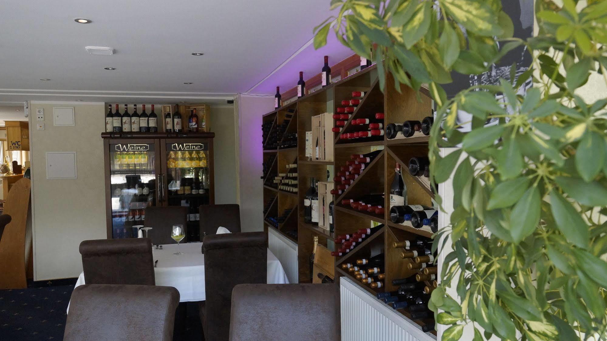 Hotel Reutlinger Hof Reutlingen Ngoại thất bức ảnh